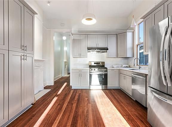 3rd image of 1212 Eagle St