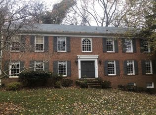 7110 Fox Harbor Rd, Prospect, KY 40059