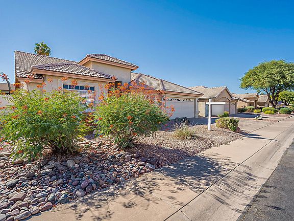 2nd image of 3581 W Linda Ln