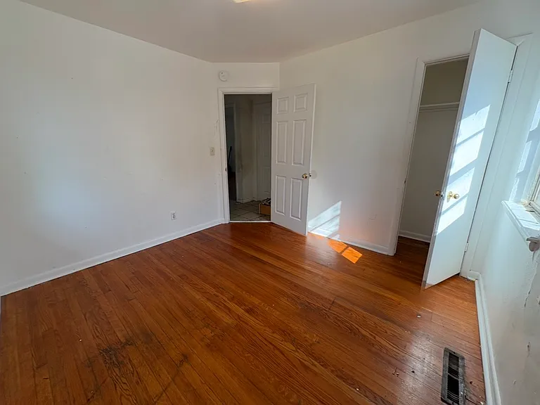 2108 SW 68th St — Photo 10