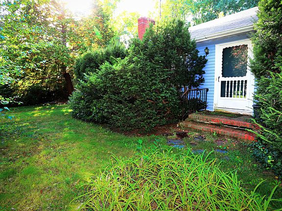3rd image of 2181 Terrace Pl