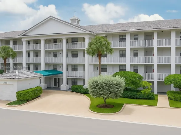 3826 Whitehall Dr APT 405, West Palm Beach, FL 33401
