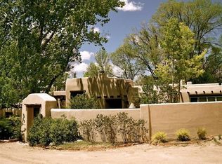 27AB Arroyo Griego, Santa Fe, NM 87506