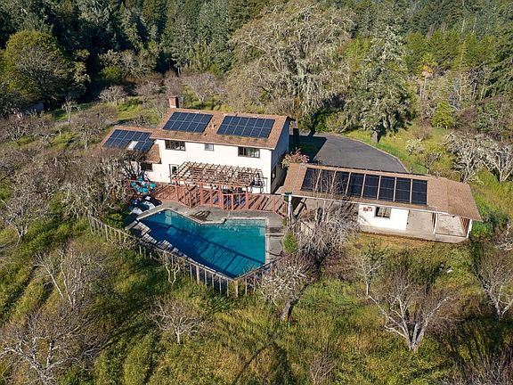 2nd image of 1905 Green Hill Road