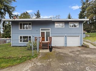 818 S 129th Pl, Seattle, WA
