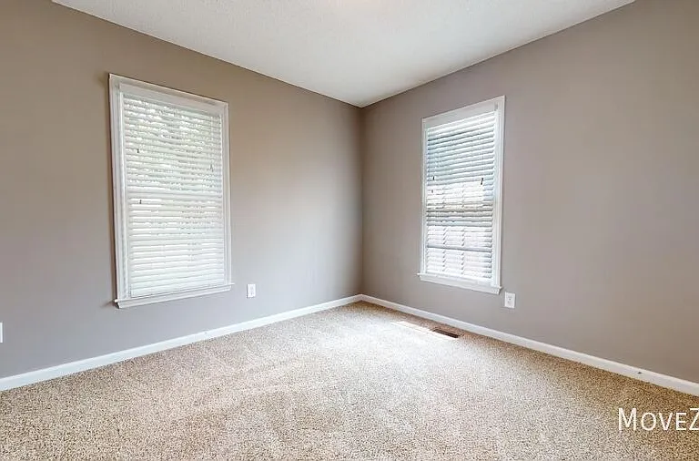 2917 Bannf Ct — Photo 12