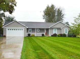 10256 Scott Rd, Freeland, MI 48623