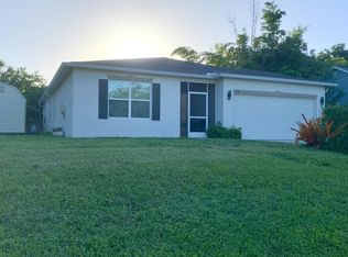 450 Hazel St, Sebastian, FL 32958