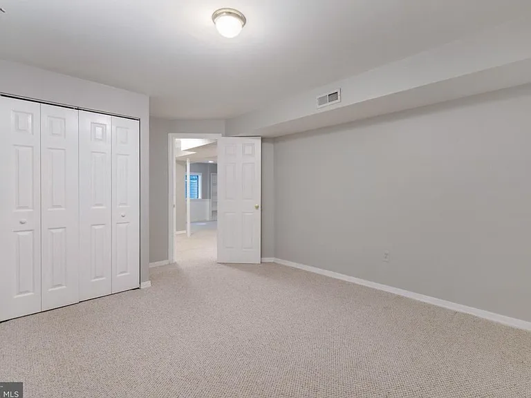 8009 Silver Fox Dr #BASEMENT — Photo 2