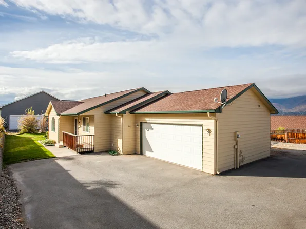 300 23rd St NE, East Wenatchee, WA 98802