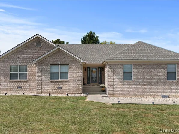 1058 Emerald Drive, Scottsburg, IN 47170