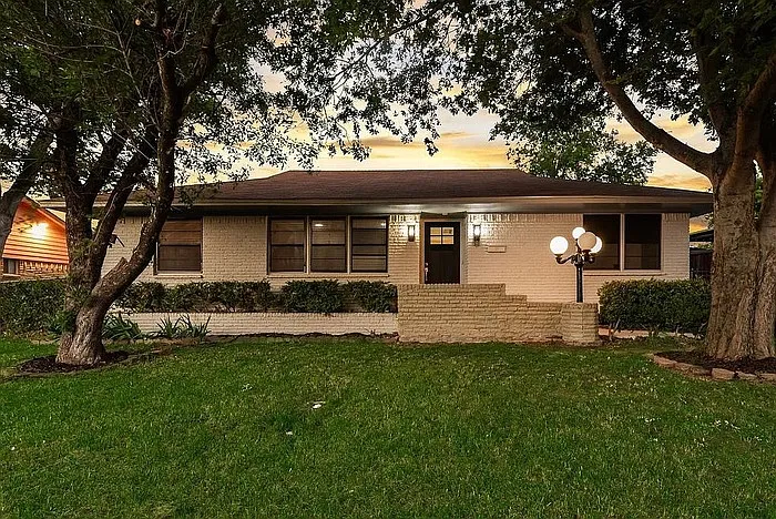 5706 Rocky Ridge Rd