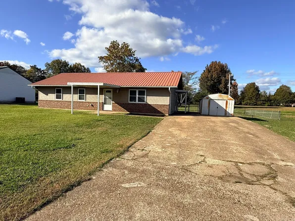 501 Maple Dr, East Camden, AR 71701