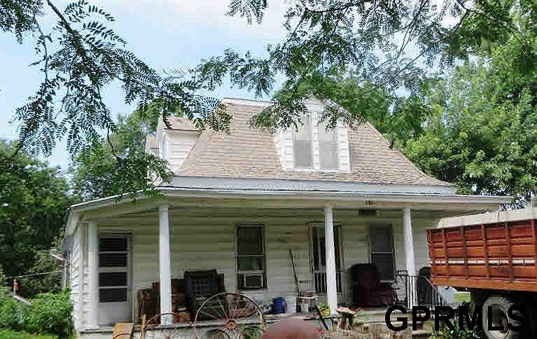 2nd image of 305 N Gage St