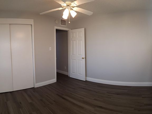 3rd image of 204 Paul Ave