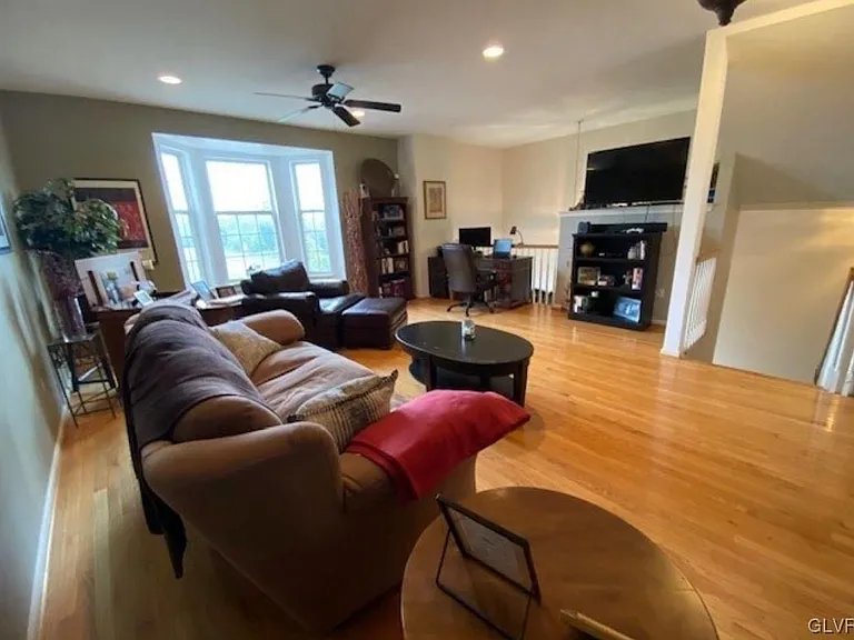 5607 Spring Ridge Dr W — Photo 6