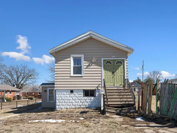 714 20th St, East Moline, IL 61244