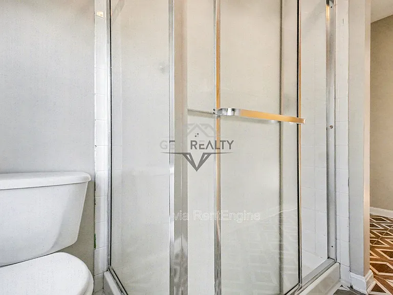 5218 Drakes Ct — Photo 20