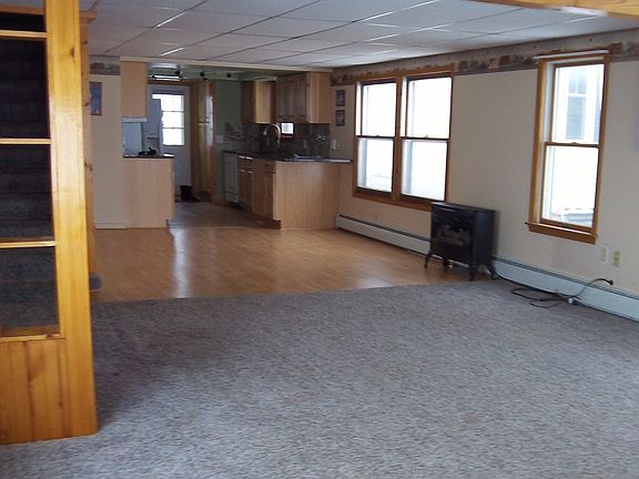 Living room / dining room