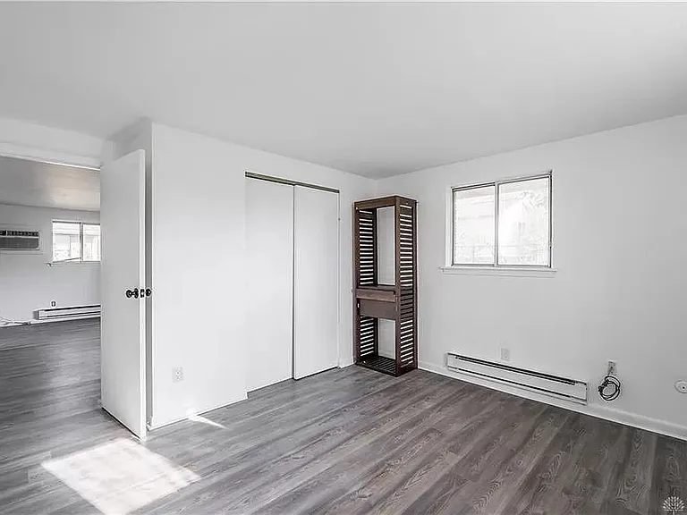 Bedroom #1