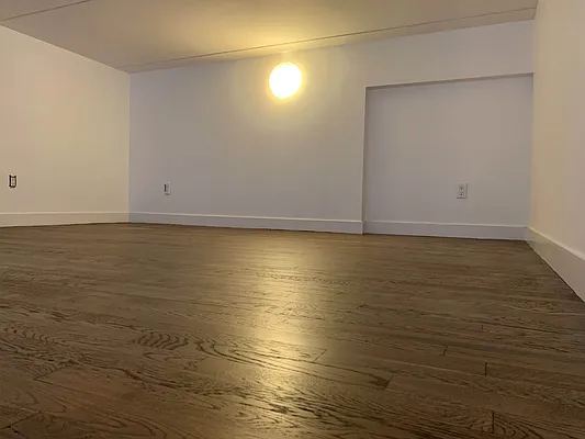 Rented by Carnegie Management Inc | media 9