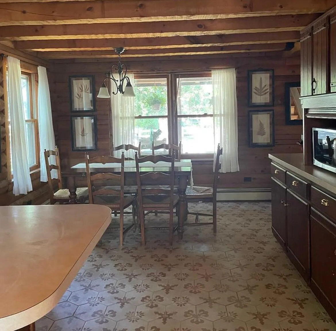 3 bed, 2248 sqft, $2,800 — Photo 3