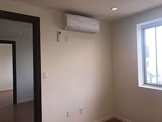 Rented by Reliance Realty of Manhattan Corp