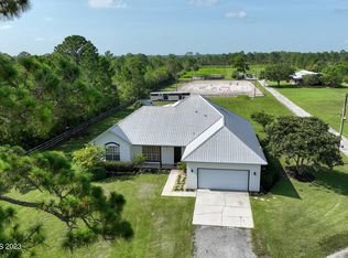 665 Grant Rd, Grant Valkaria, FL 32909