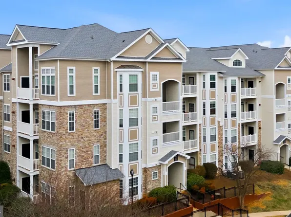 501 Sunset View Ter SE Unit 407, Leesburg, VA 20175