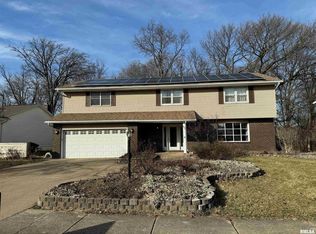 1515 W Grandridge Dr, Dunlap, IL 61525