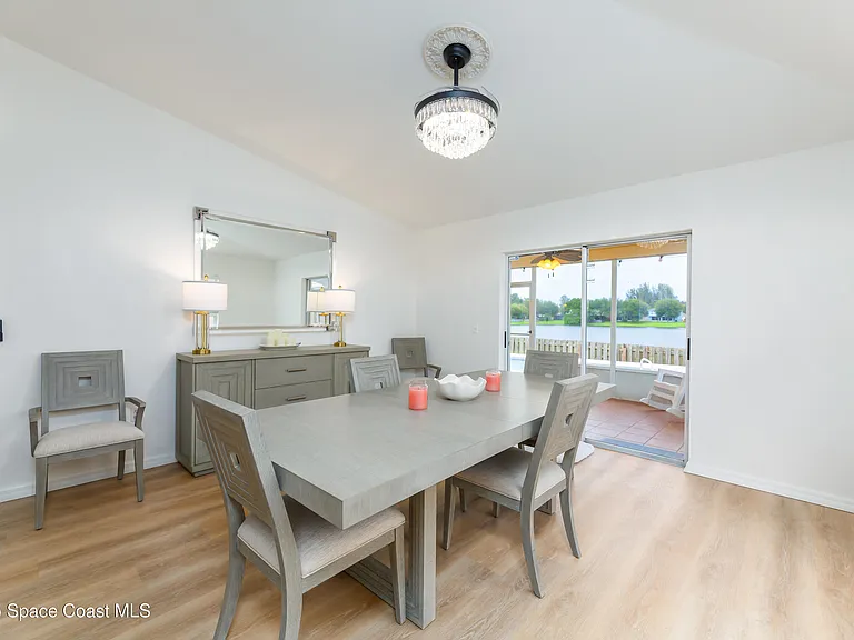 4540 Bellaluna Dr — Photo 13