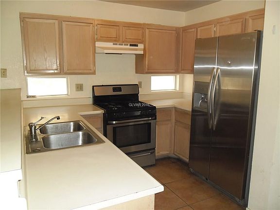 5th image of 5294 Sandstone Dr