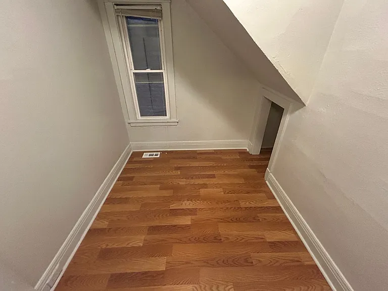 57 Chicago Ave — Photo 6