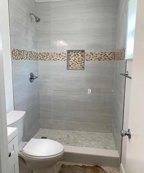 1878 NW 24th St #5 — Photo 2