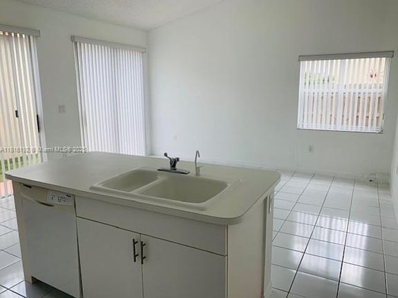4th image of 2978 NW 99th Ct #2978