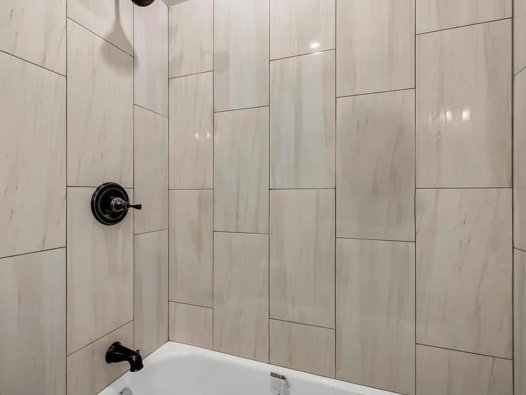 1113 Melbourne Ave — Photo 6