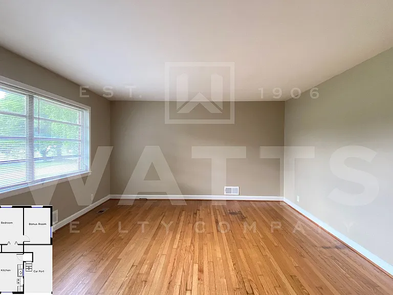 4205 & 4207 Silver Lake Rd — Photo 5