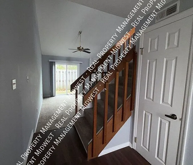 1463 Eagle Highlands Dr — Photo 4