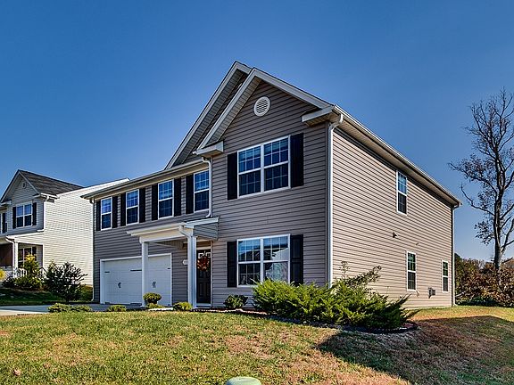 4th image of 2026 Briar Run Dr