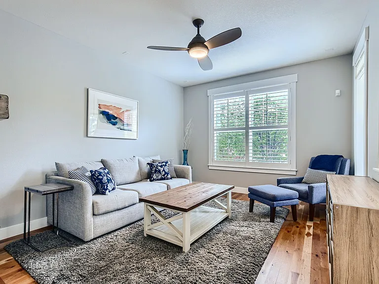 1178 S Sherman St — Photo 40