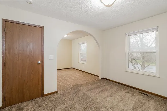 3504 Greenwood Dr — Photo 10