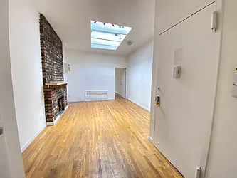 Rented by Best Apartments North Inc