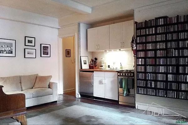 1st image of 172 E 4th St APT 7A