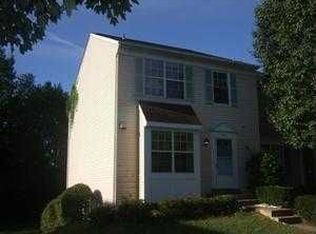 3313 Buckeye Ln, Fairfax, VA 22033