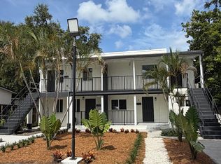 954 NW 34th Ave #4, Miami, FL 33125
