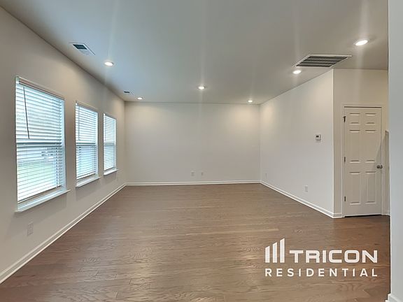 2nd image of 157 Crabourne Dr