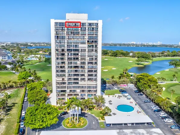 2000 Presidential Way #Ph5, West Palm Beach, FL 33401