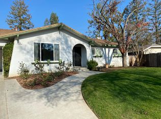 2052 W Menlo Ave, Fresno, CA
