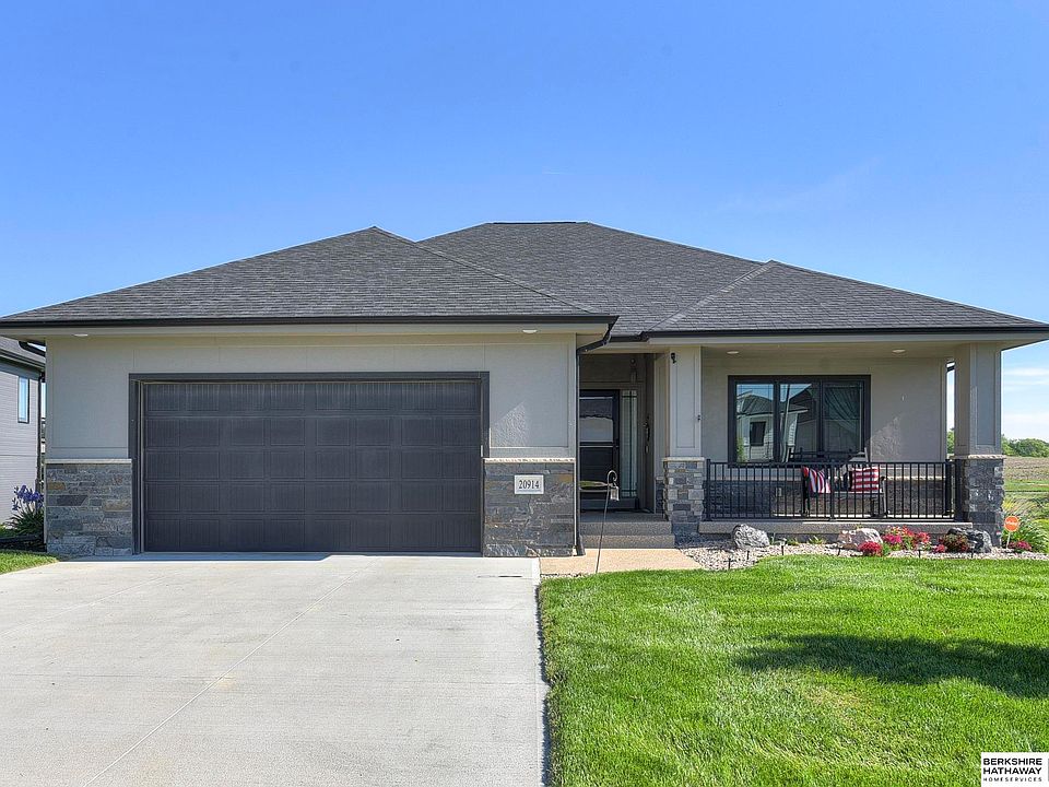 1st image of 20914 Sandstone Ln