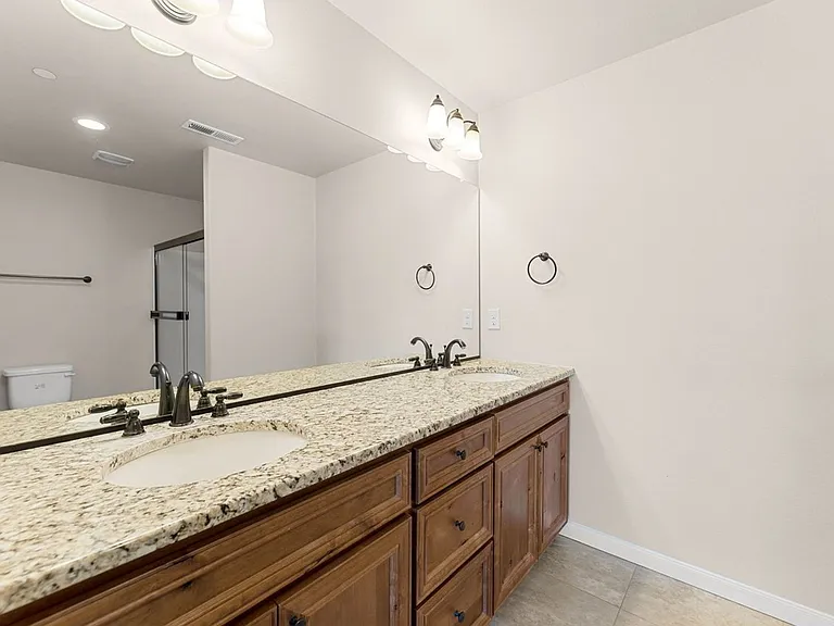 212 N 33rd Ct — Photo 18